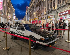 奔驰ae86多少钱一辆,ae86和奔驰哪个贵