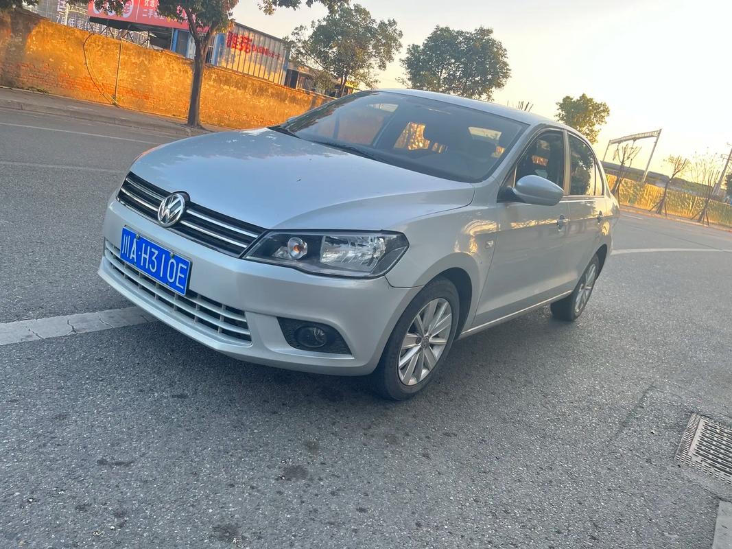 14年大众捷达图片 2014年大众捷达新款目前的价格是多少