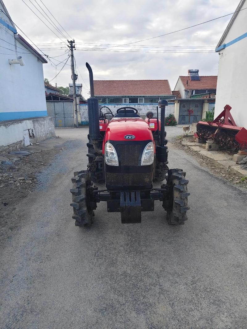 【1万左右的二手拖拉机,1万左右的二手拖拉机车】