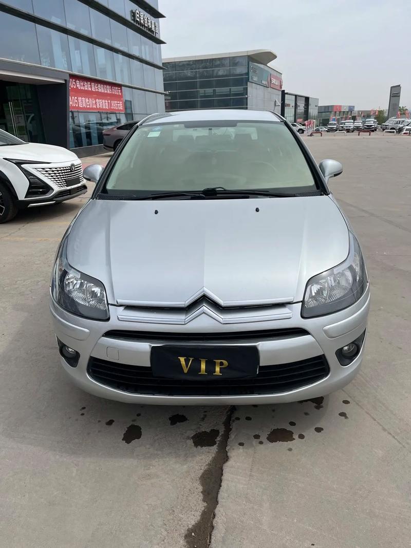 【2011年雪铁龙世嘉怎么样,2011款雪铁龙世嘉配置参数】