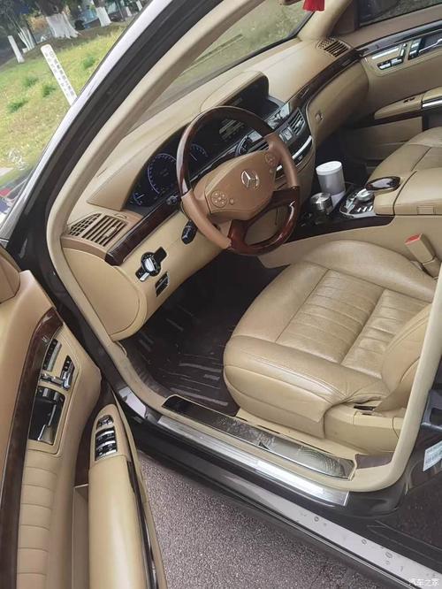 【13年奔驰s350二手车价格,13年奔驰s350图片】