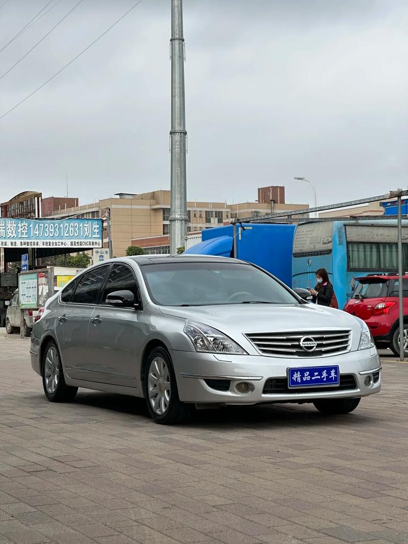 尼桑天籁2010款报价及图片,尼桑天籁2010款报价及图片大全